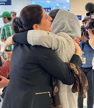 Latifa Sharifi embrace